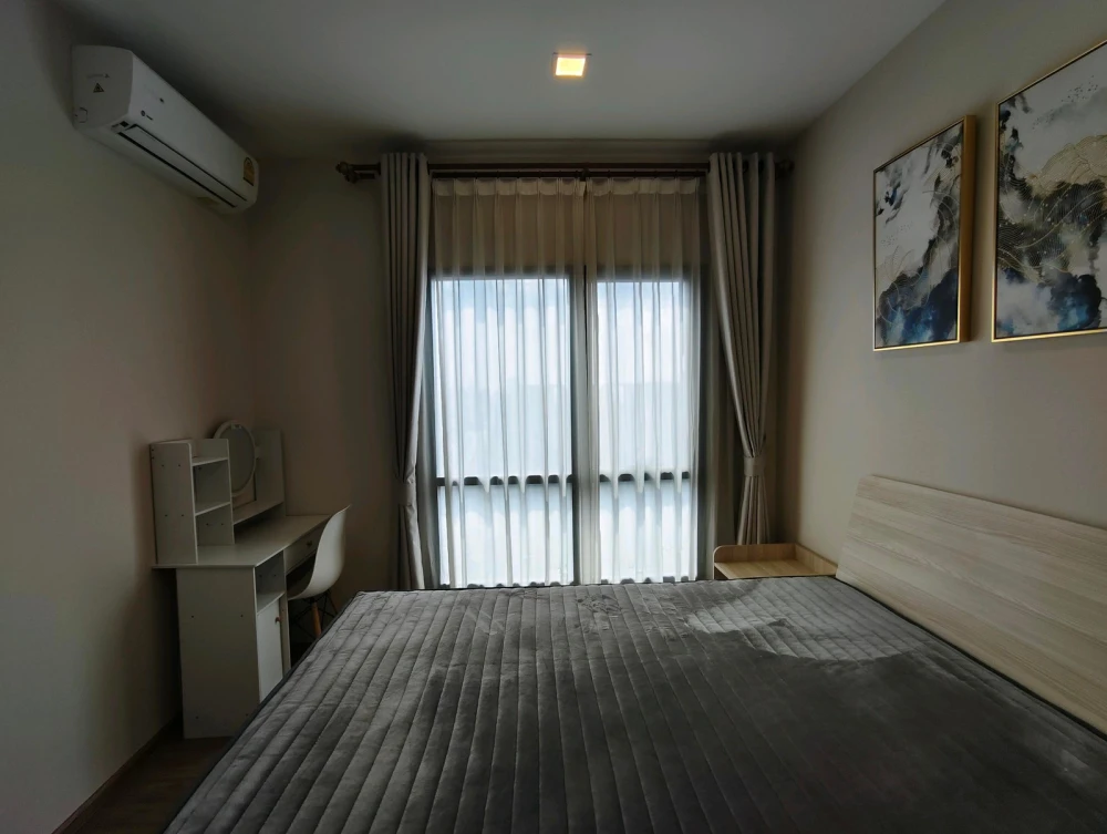 For rent: Metris Rama 9-Ramkhamhaeng, 33rd floor, fully furnished unit. Book now! (Urgent!)
