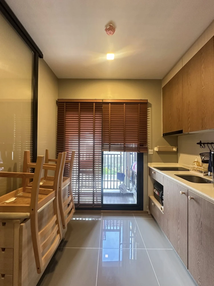 For rent: Metris Rama 9-Ramkhamhaeng. Nice room, fully furnished. Book now!