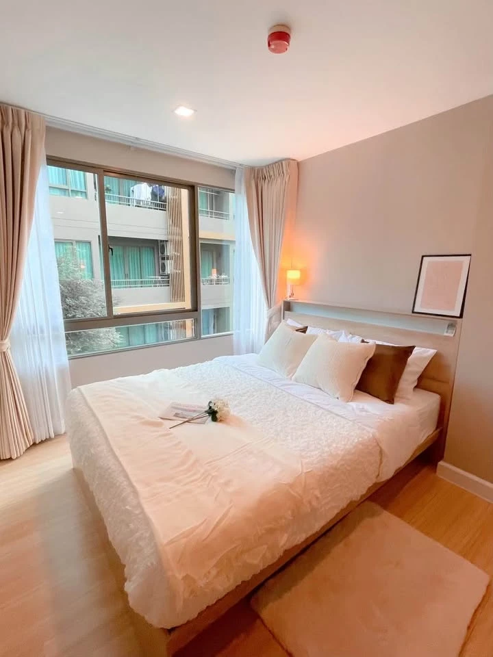 Metro Luxe Ratchada for rent, a lovely room decorated in a minimalist style, good location, comes with complete furniture. Reserve now!