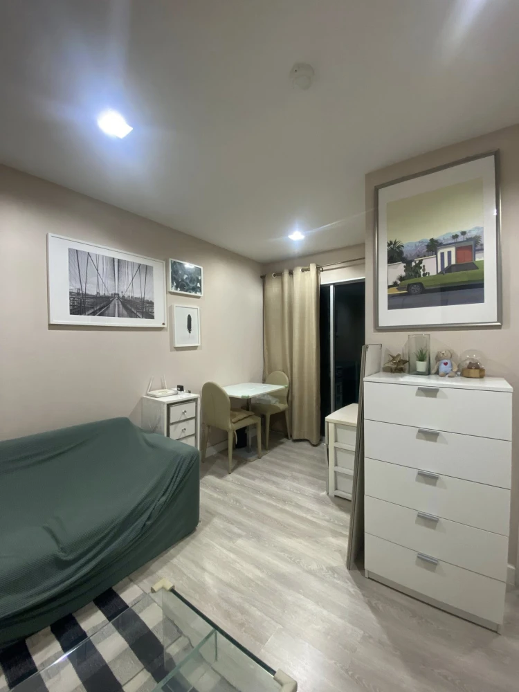 For rent: Metro luxe Kaset, behind the building is RS Company, no buildings blocking the view, quiet and comfortable, complete with electrical applian