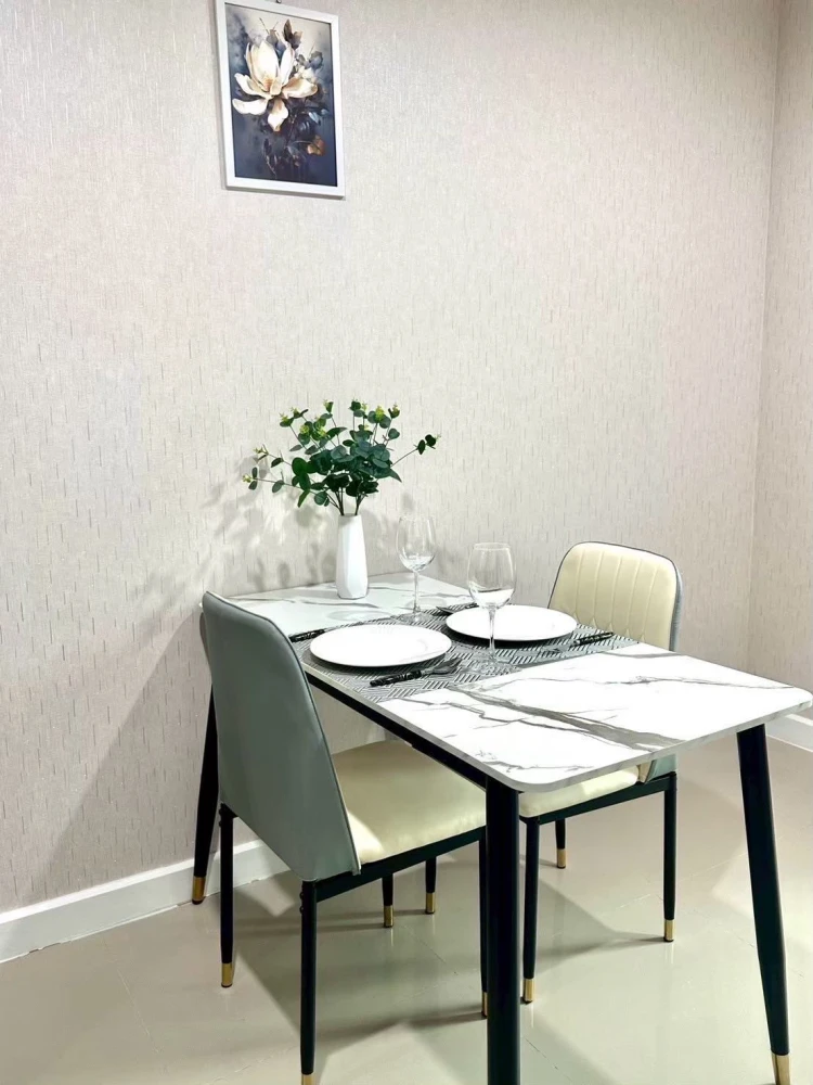 Metro Park Sathor for rent, nice and spacious room, hurry and reserve now before you miss out.