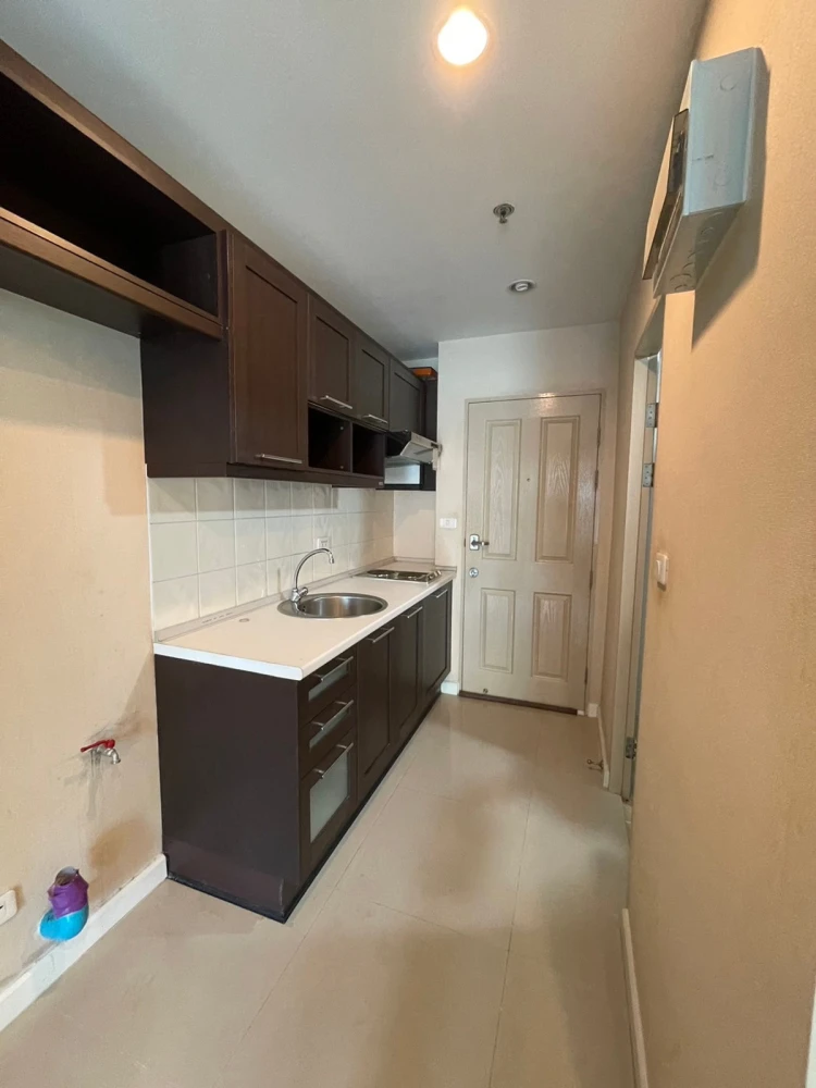 For rent: Metro Park Sathorn, 6th floor, fully furnished unit. Book now! Don't miss out! Act fast!