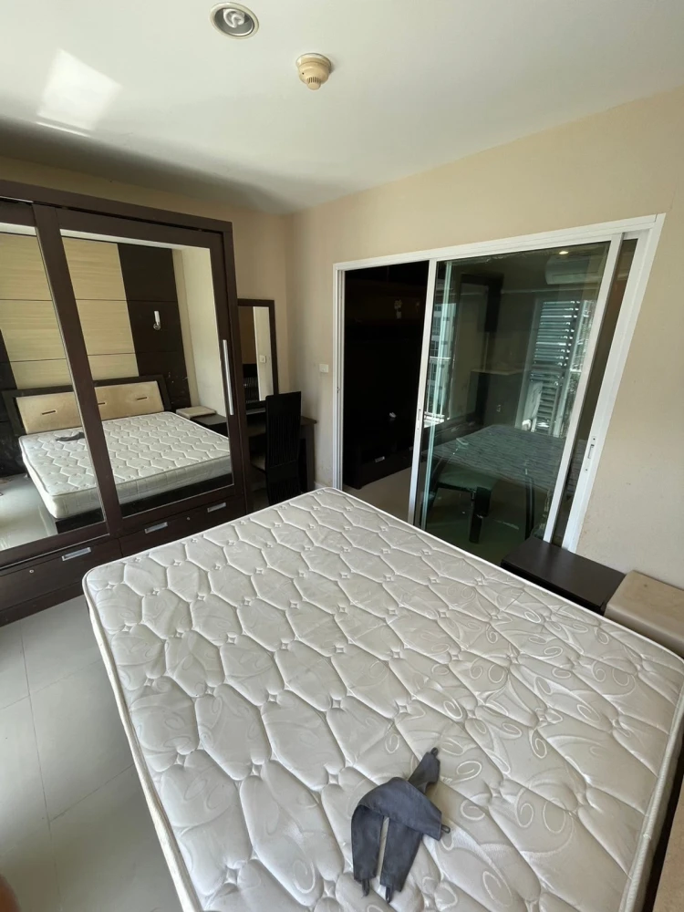 For rent: Metro Park Sathorn, 6th floor, fully furnished unit. Book now! Don't miss out! Act fast!