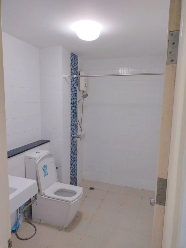 For rent: Metro Park Sathorn, spacious and comfortable room, fully furnished, affordable price, reserve now!