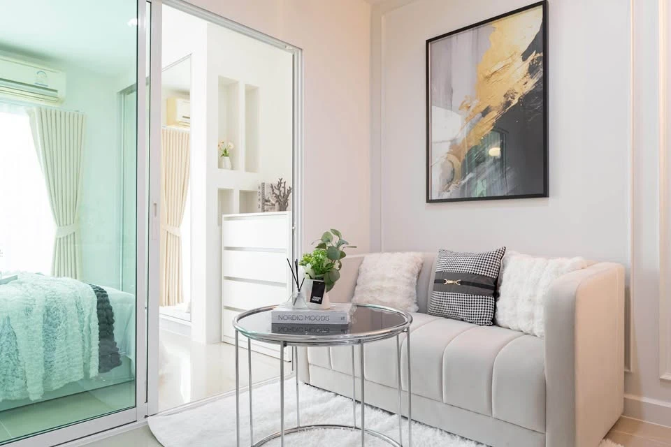 For rent: Metro Park Sathorn, fully furnished, ready to move in, affordable price. Beautiful rooms like this are hard to find, book now!