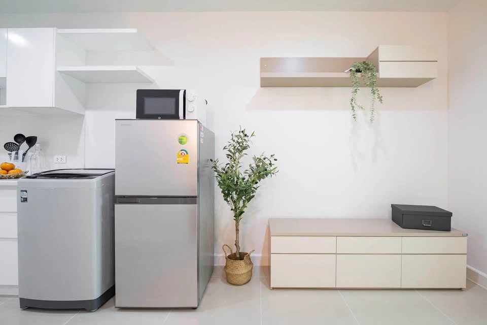 For rent: Metro Park Sathorn, fully furnished, ready to move in, affordable price. Beautiful rooms like this are hard to find, book now!