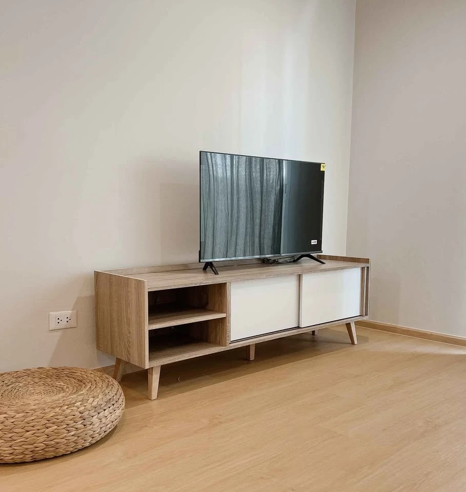 Studio apartment for rent at Metro Park Sathorn. Fully furnished in Muji style with pool view. Book now!