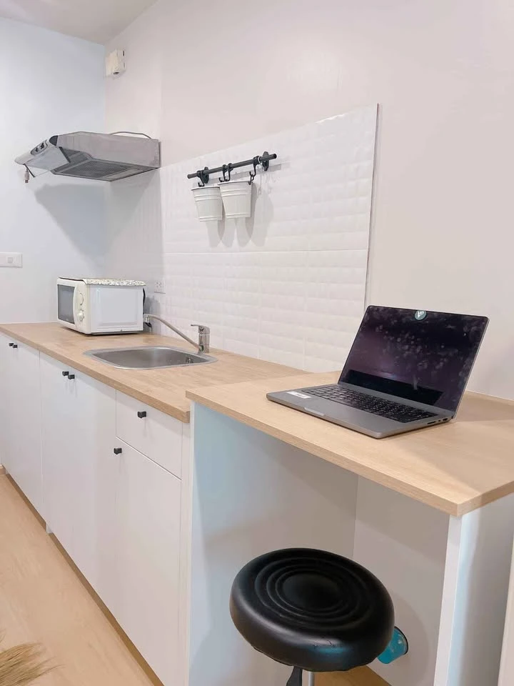 Studio apartment for rent at Metro Park Sathorn. Fully furnished in Muji style with pool view. Book now!