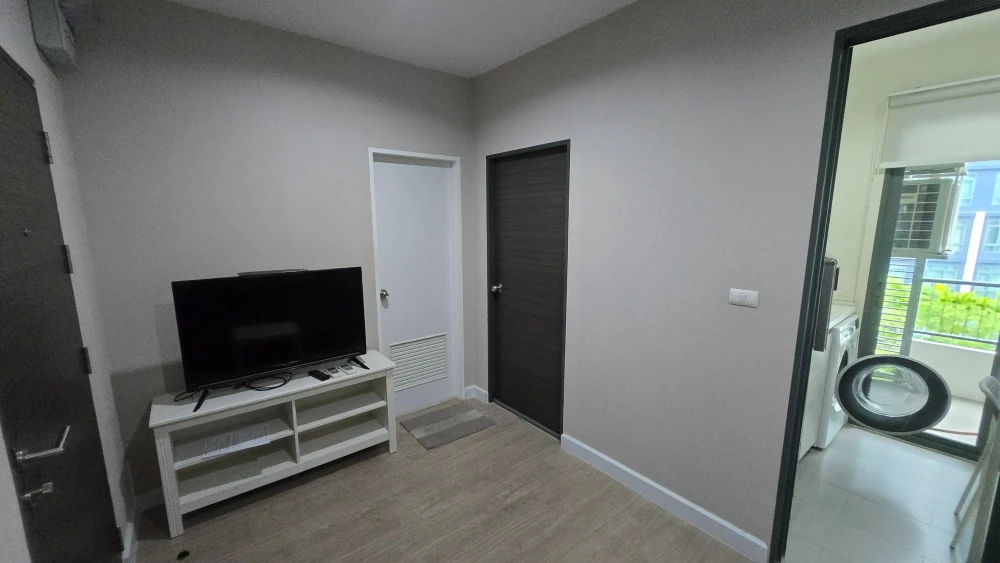 For rent: Metro Sky Prachachuen, 9th floor, fully furnished, nice to live in, reserve now before it's gone.