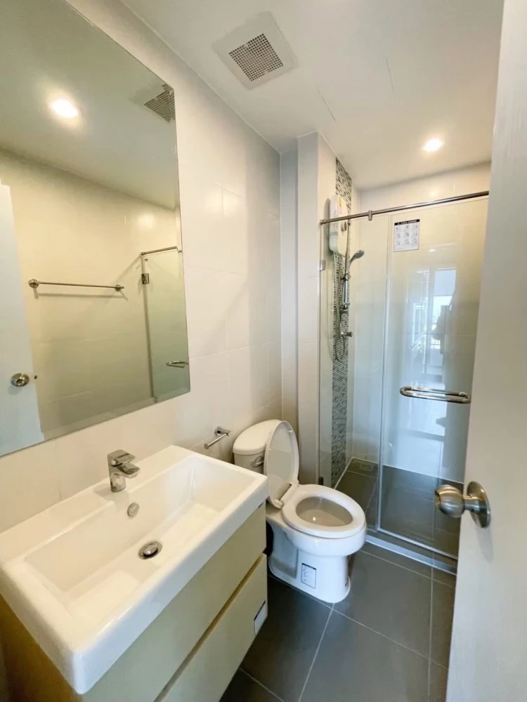 Metro Sky Prachachuen condo for rent. Nice and fully furnished. Book now!