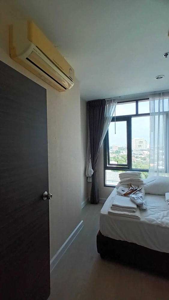 For rent: Metro Sky Prachachuen, a nice room with complete furniture and electrical appliances at a great price. Don't miss it.