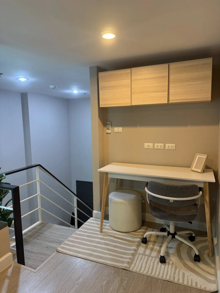 For rent: Metro Sky Prachachuen, high ceiling room, airy, decorated in a minimalist style, fully furnished. Hurry, it will be gone soon.