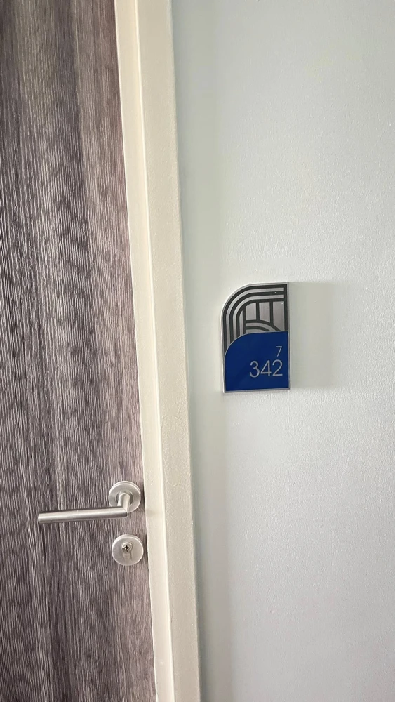 For rent: Metro Sky Wutthakat, 22nd floor. Beautiful room, fully furnished. Book now!
