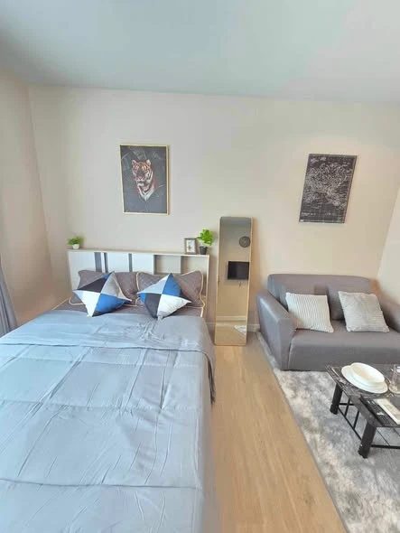 Metro Sky Wutthakat for rent, high floor, fully furnished + complete electrical appliances, hurry and reserve now!