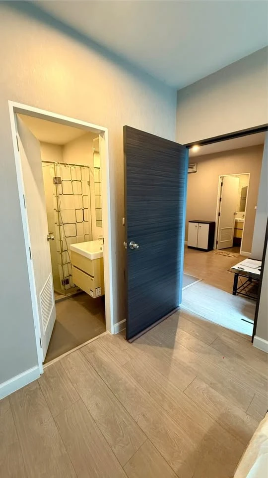 For rent: Metro Sky Prachachuen, 2 bedrooms, 2 bathrooms. Private atmosphere, open view, fully furnished, ready to move in!