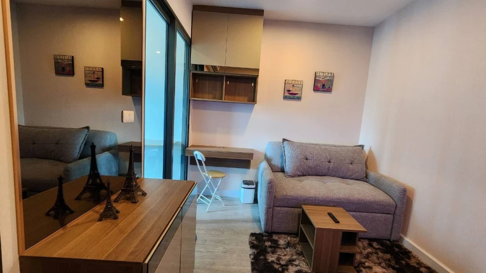Metro Sky Prachachuen for rent, ready to move in, furnished + appliances included, hurry and reserve now before it's too late.