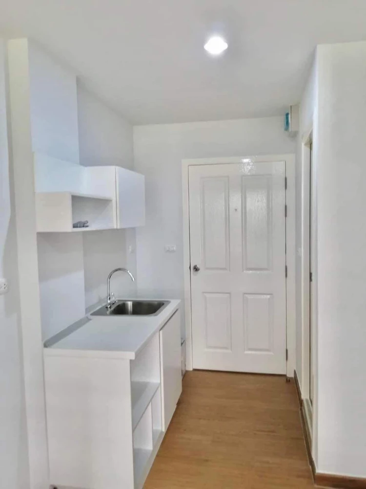 For rent: Miami Bangpu, 1 bedroom, 1 bathroom, fully furnished with appliances and furniture. With a good deal like this, what are you waiting for?