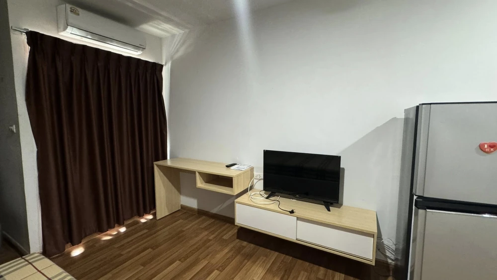 For rent: Miami Bangpu, ready to move in, affordable price, just bring your own luggage and move in. Hurry and book now!