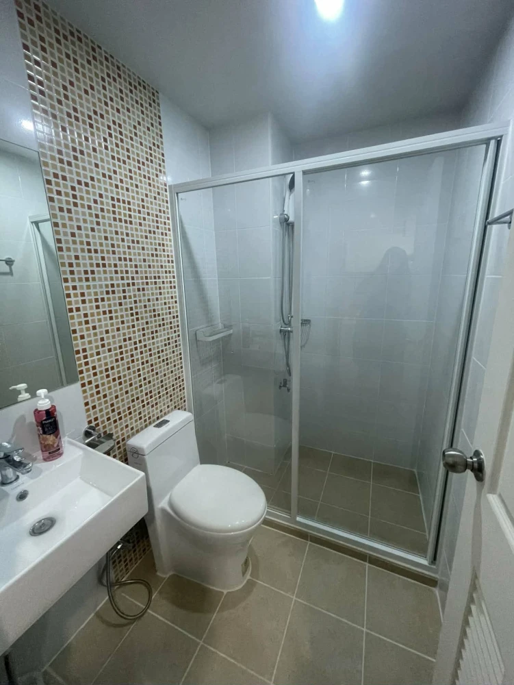 Miami Bangpu condo for rent. Fully furnished and equipped with all appliances. Affordable price. Book now!