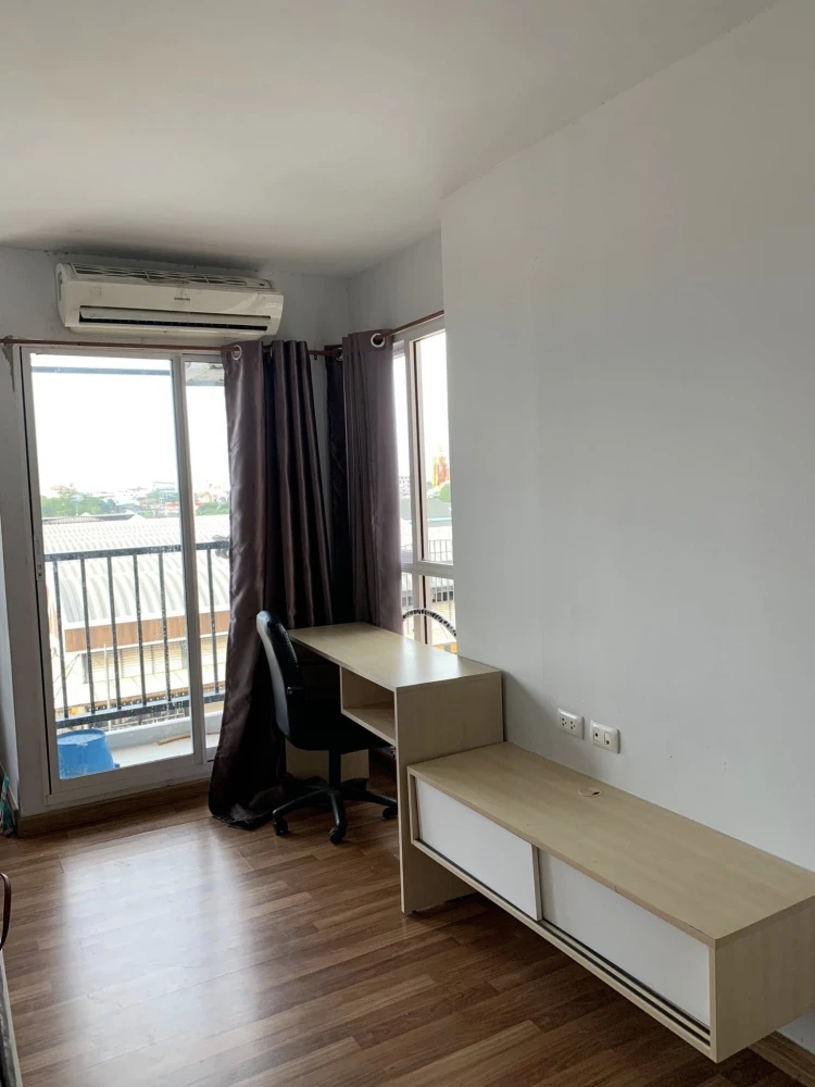 For rent Miami Bangpu, corner room, not crowded, comes with complete furniture. Don't miss out on this great deal.