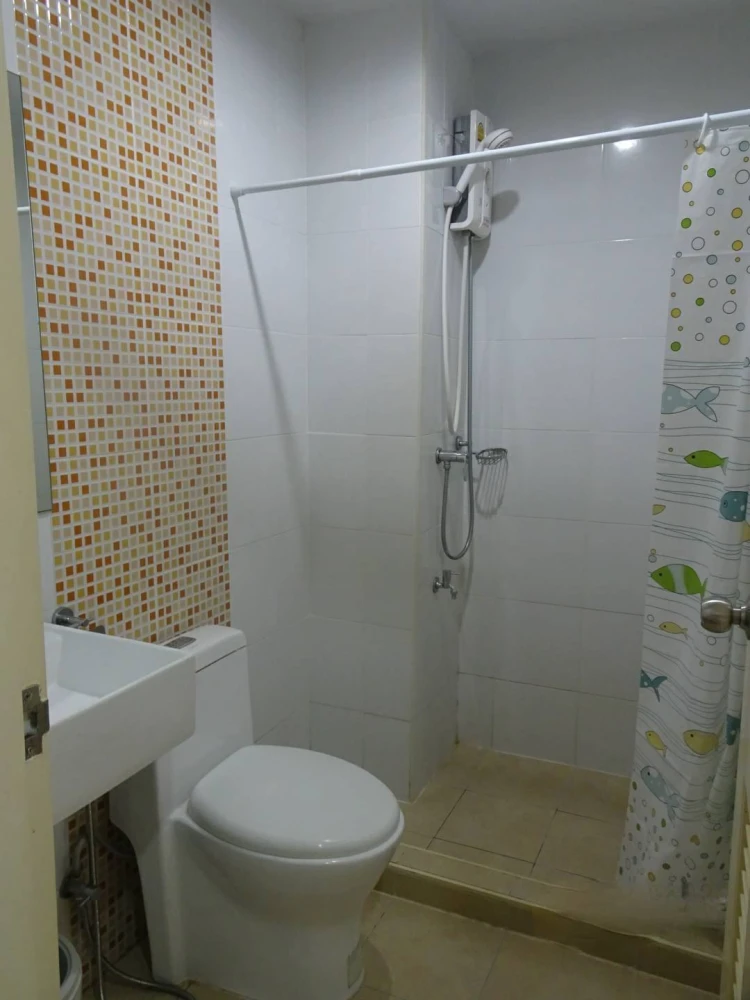 Miami Bangpu Studio room for rent, fully furnished and equipped with appliances. Just bring your bags and move in!