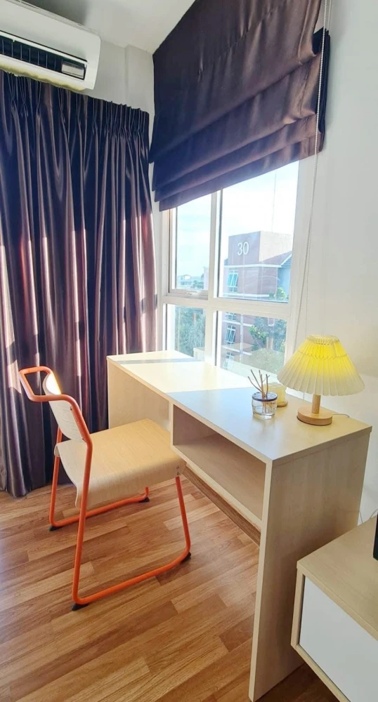 For rent: Miami Bangpu Studio room decorated in a theme tone. Fully furnished with furniture and appliances. Just bring your bags and move in!