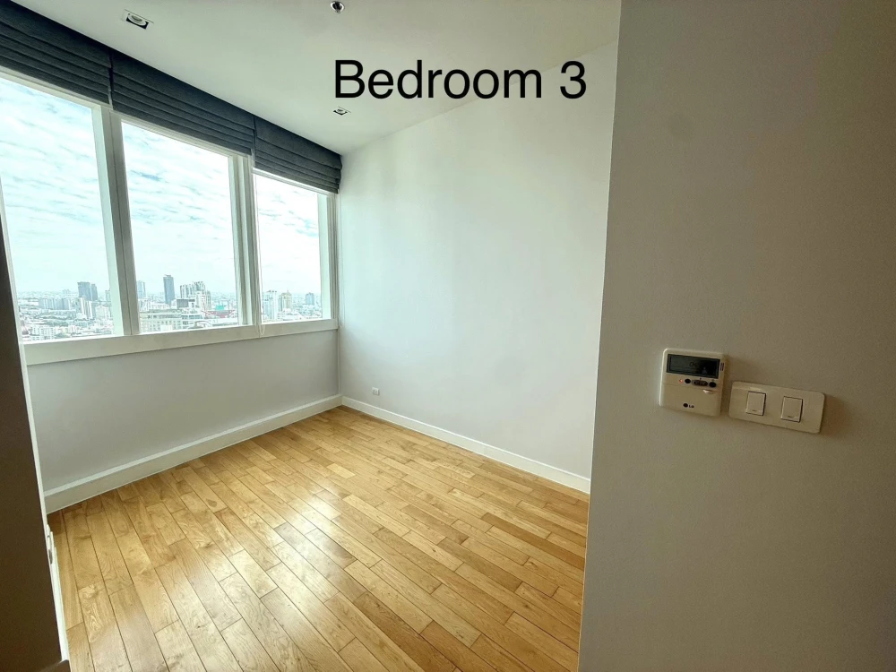 For rent: Millennium Residence (Sukhumvit 16). The room is on the highest floor. The view is very beautiful from every corner of the room. If you miss