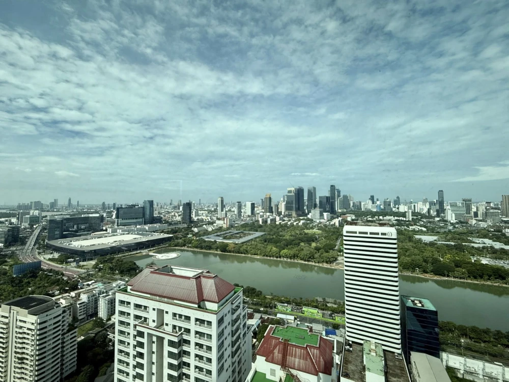 For rent: Millennium Residence (Sukhumvit 16). The room is on the highest floor. The view is very beautiful from every corner of the room. If you miss