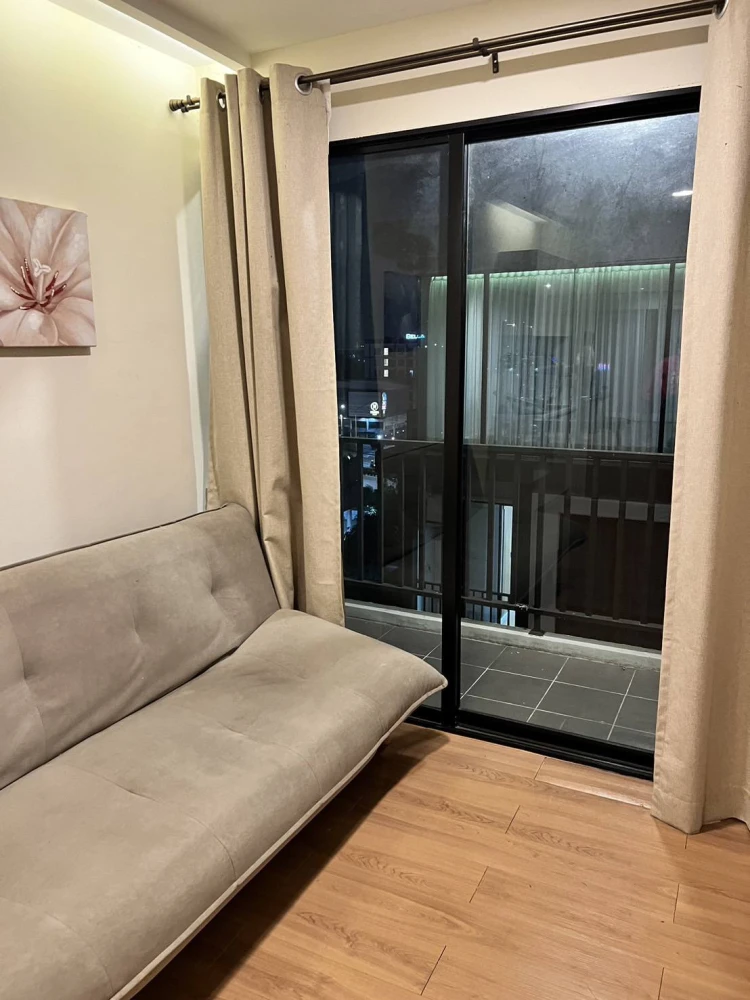 For rent: Modern Condo The Forest Rama 2-Eakchai, well-separated rooms, great price, hurry and reserve now.