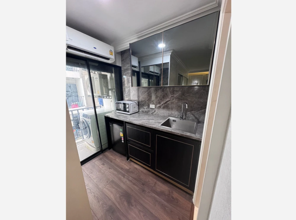 Modern condo for rent at The Forest Rama 2-Eakchai. Beautifully decorated unit. Book now!