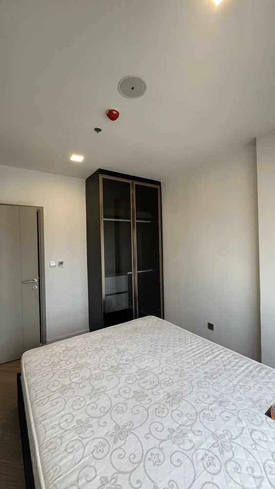 For rent: Modiz Collection BangPho. Nice room, great location, beautiful Chao Phraya River view, fully furnished. Book now!