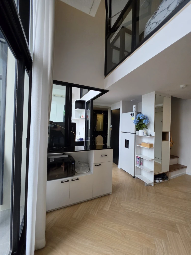 For rent: Modiz Collection Bangpho, beautifully decorated room with complete furniture and appliances. Just bring your suitcase and move in!