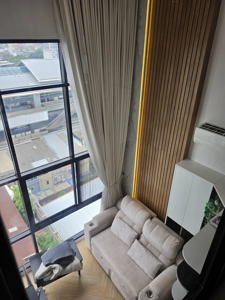 For rent: Modiz Collection Bangpho, beautifully decorated room with complete furniture and appliances. Just bring your suitcase and move in!