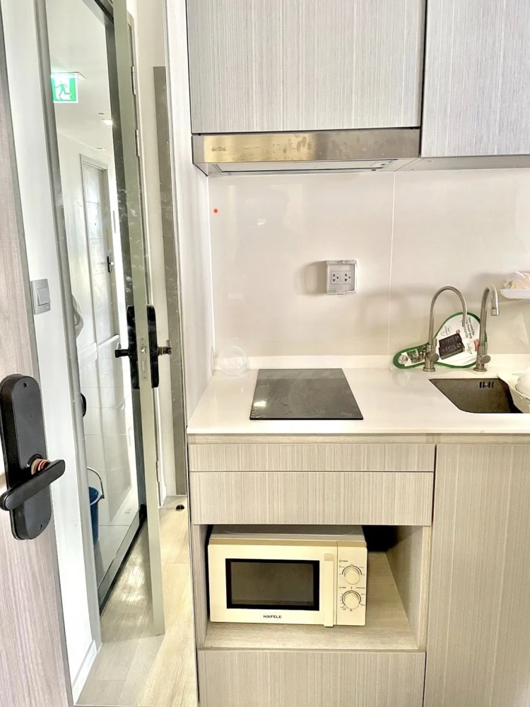 For rent: Modiz Launch Rangsit, 24th floor, nice room, fully furnished, book now before you miss out.