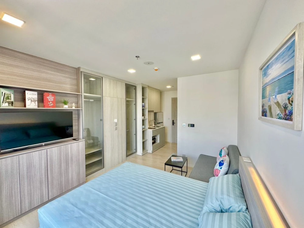 For rent: Modiz Launch Rangsit, fully furnished room, nice to live in. If interested, hurry and reserve now. Don't wait, hurry!
