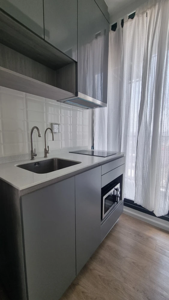 For rent: Modiz Rhyme Ramkhamhaeng, 14th floor, fully furnished, very livable. Book now!