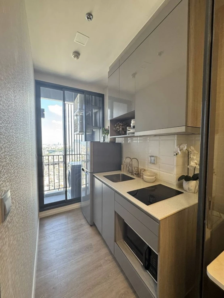 ให้เช่า Modiz Rhyme Ramkhamhaeng ห้องพร้อมอยู่ ห้องนางฟ้า ห้องตกแต่งบิ้วอินทั้งห้อง ห้ามพลาด