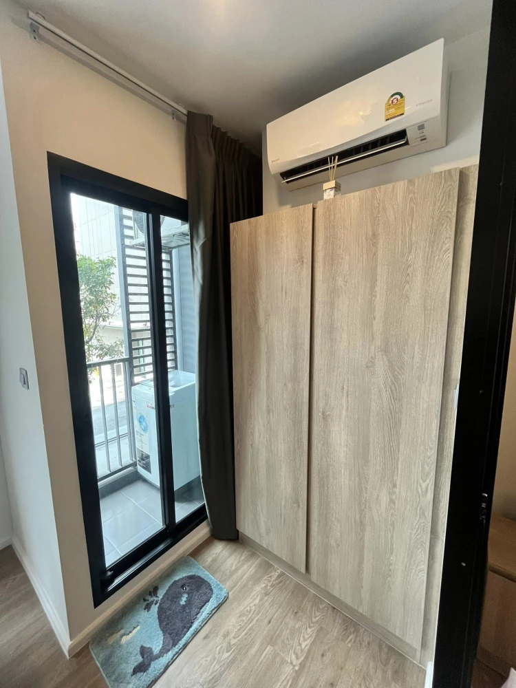 For rent: Modiz Sukhumvit 50, 2nd floor, fully furnished room, nice to live in. If interested, hurry and reserve now. Don't miss out.