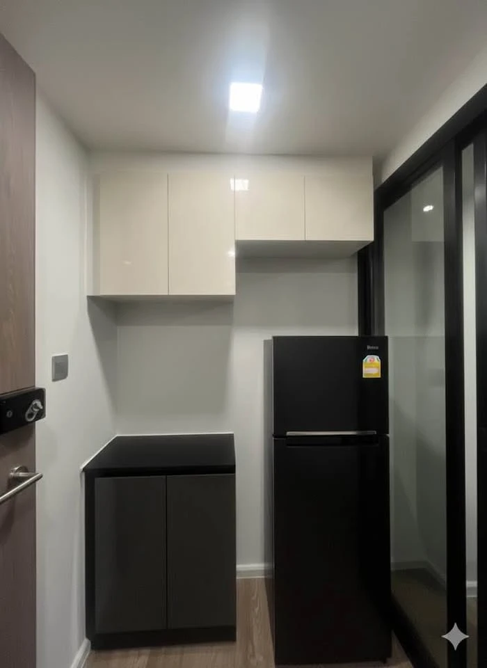 For rent: Modiz Sukhumvit 50, spacious room, comfortable living, high floor, furnished + appliances ready, hurry and reserve now!
