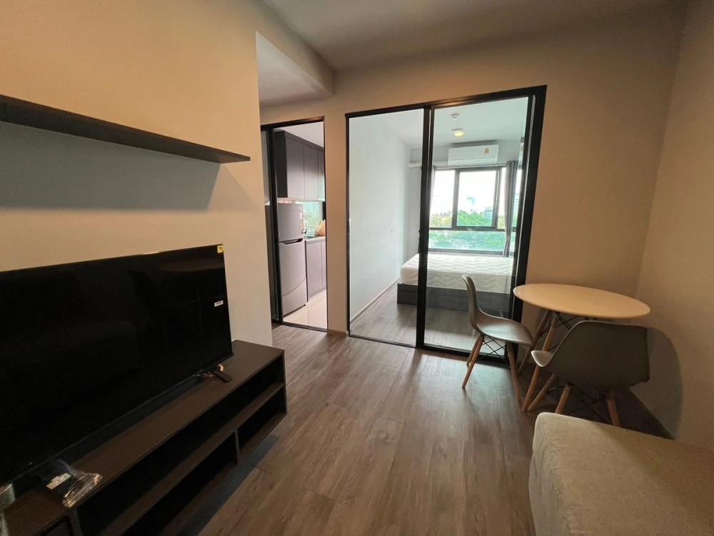Monte Rama 9 for rent, 6th floor, nice room, comes with complete decorations. If interested, hurry and reserve now.