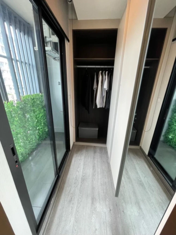 For rent: Monte Rangsit, 3rd floor, swimming pool view, fully furnished and equipped with appliances. Reserve now, hurry!