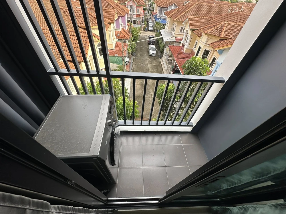 For rent: Monte Rangsit, 3rd floor, nice room, fully furnished, reserve now, hurry!