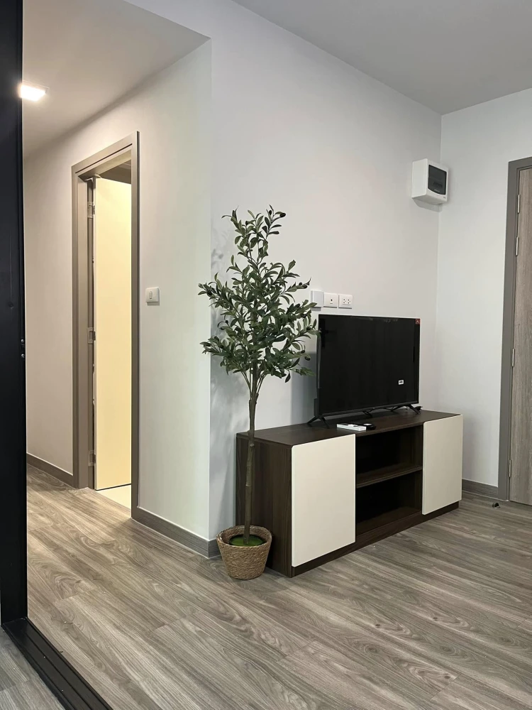 For rent: Monte' RSU, 2nd floor, nice room, fully furnished with appliances. Reserve now!