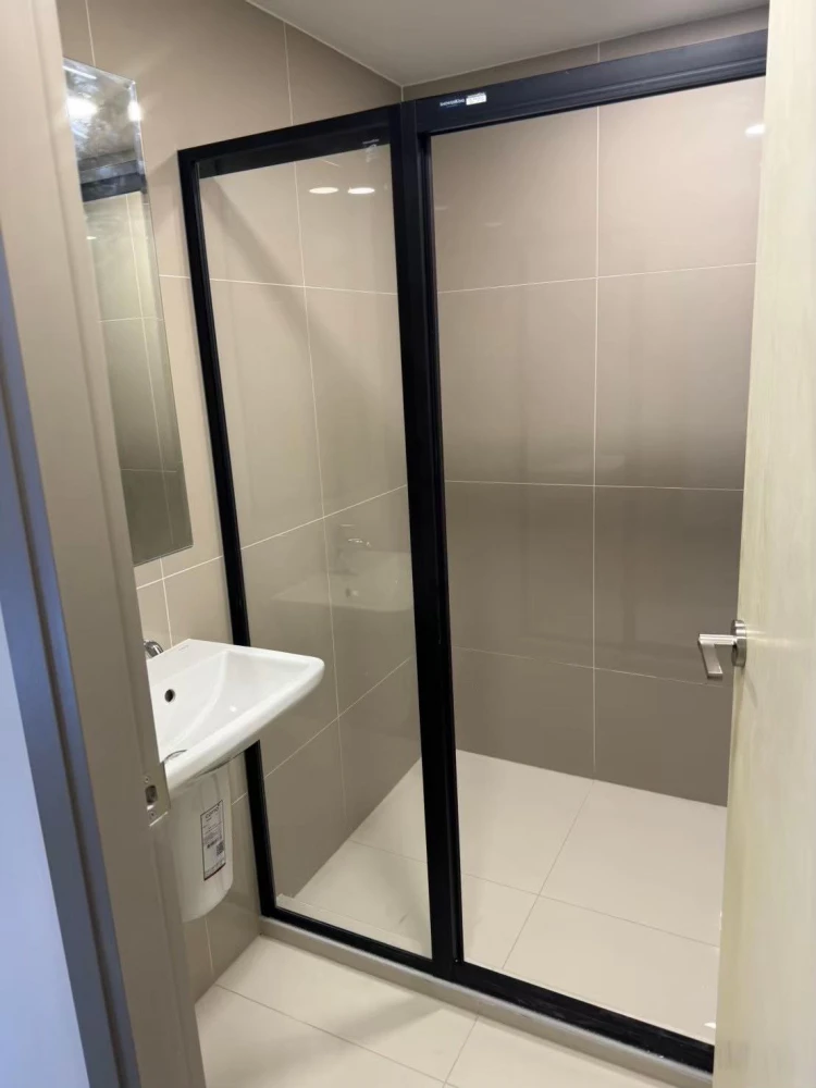 For rent: Monte' RSU, 3rd floor, nice room, fully furnished, book now, don't miss out.
