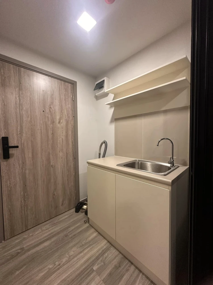 For rent: Monte' RSU, 6th floor, outside view, fully furnished room, ready to move in, hurry and reserve now before it's gone.