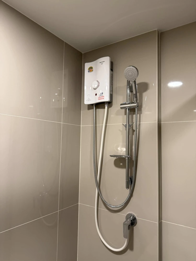 For rent: Monte' RSU, 7th floor, swimming pool view, fully furnished, book now, hurry!