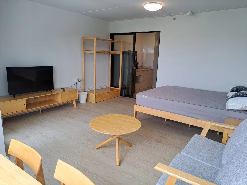 For rent: Mori Condominium, Muang Thong Thani, 9th floor, fully furnished, very livable. Book now!