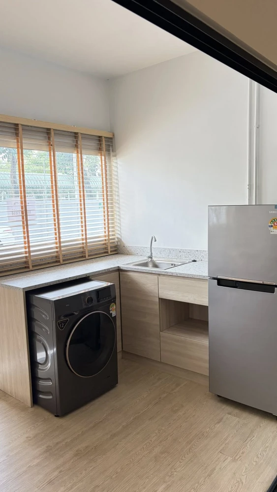 For rent: Mori Condominium, Muang Thong Thani. Spacious room, ready to move in, fully furnished. Book now!