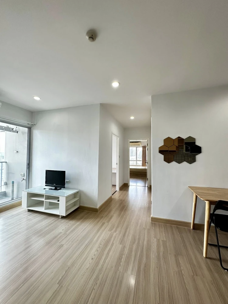 For rent: Motif Condo Sathorn – Wongwian yai, corner room with privacy, good location, full facilities, book now