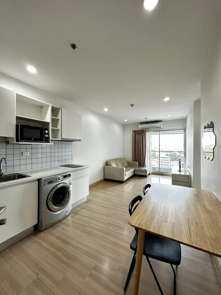For rent: Motif Condo Sathorn – Wongwian yai, corner room with privacy, good location, full facilities, book now